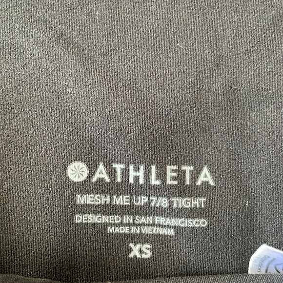 Athleta Mesh me up 7/8 tight - Picture 3 of 7